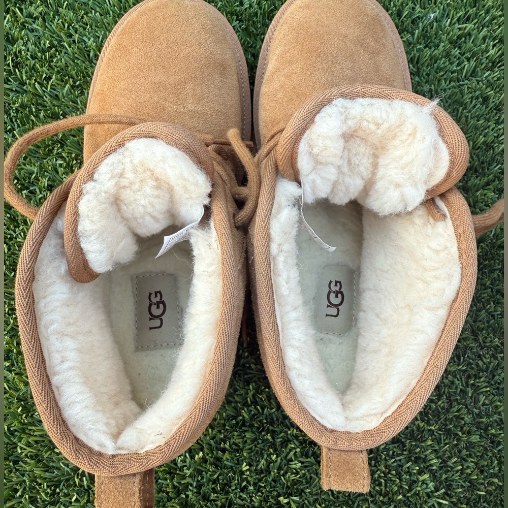 UGG Neumel Unisex Half Boots Men’s 5 Women’s 7 - Picture 7 of 10